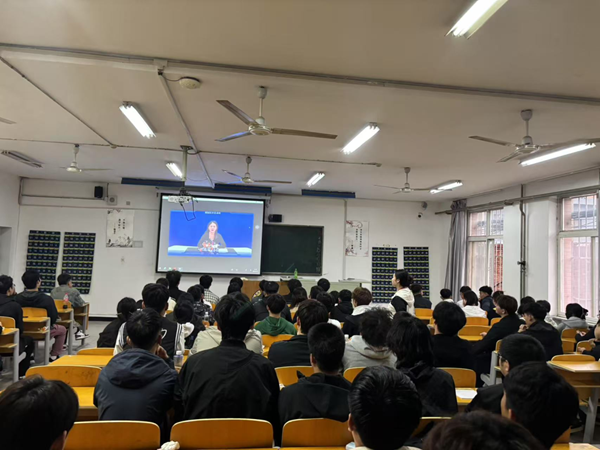 安全教育|必赢242net官网|管理学院|提高安全教育·共建平安校园