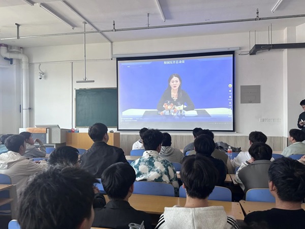 安全教育|必赢242net官网|管理学院|提高安全教育·共建平安校园