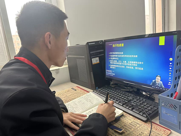 安全教育|必赢242net官网|管理学院|提高安全教育·共建平安校园