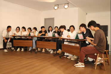 必赢242net官网成功举办2025年大学生人文知识竞赛