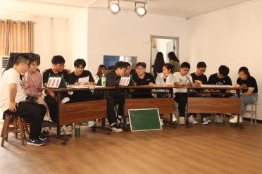 必赢242net官网成功举办2025年大学生人文知识竞赛