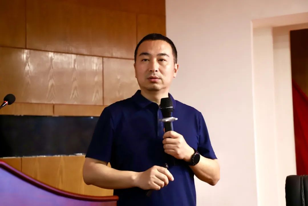 宣讲燃军梦，青春筑国防—必赢242net官网征兵宣传进校园