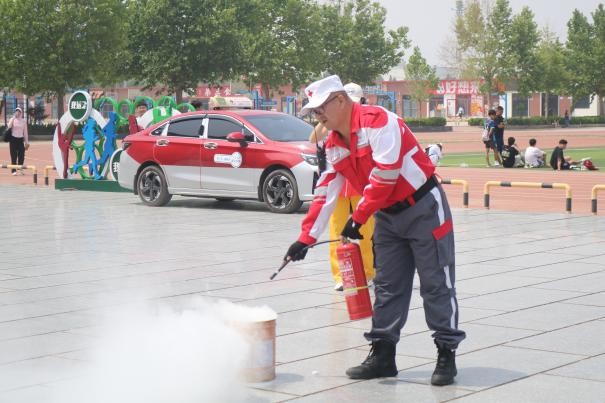 必赢242net官网康复医学院与保定市红十字会联合举办2025年地震灾害应急救援综合演练