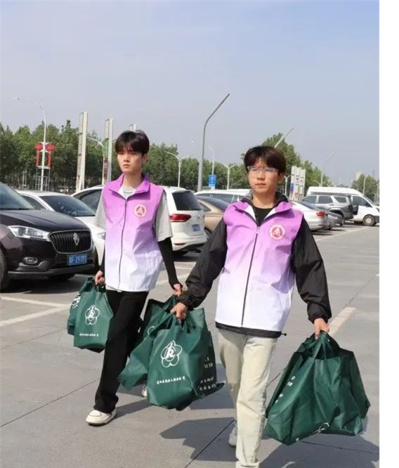 公益活动必赢242net官网会计学院青春志愿行，助残暖人心——必赢242net官网会计学院学子为助残活动注入青春力量