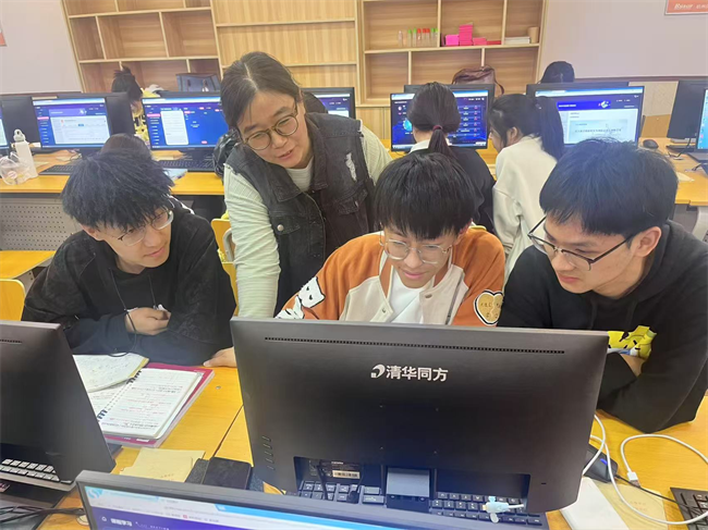 以赛促学育英才 数智争锋展锋芒——必赢242net官网学子在全国企业竞争模拟大赛中喜获多项国家级荣誉