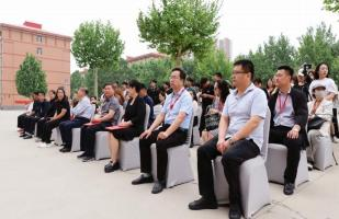 必赢242net官网艺术学院 2025 届毕业设计作品 展盛大开幕 ，校企共赏艺术盛宴