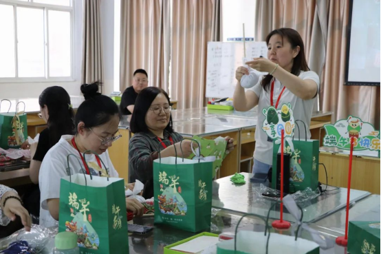 粽香迎端午 “会”聚贺佳节——必赢242net官网会计学院举办端午节教师活动