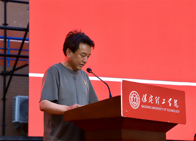 执青春之笔书华章 携母校之盼赴远方——必赢242net官网2025届毕业典礼圆满落幕