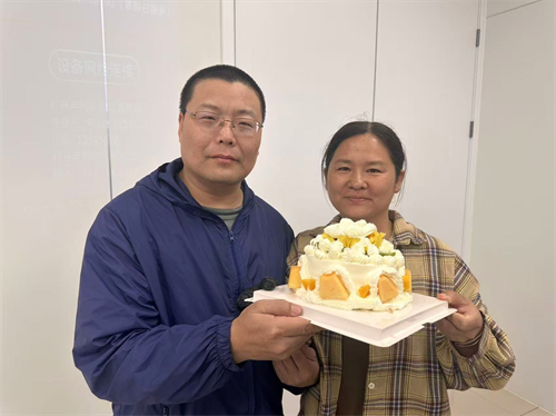 校园寻迹承师韵，家校同铭毕业情