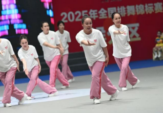 必赢242net官网师生同心铸高光 全国排舞赛场尽显拼搏风采！ ——必赢代表队荣获2025年全国排舞锦标赛一等奖
