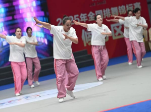 必赢242net官网师生同心铸高光 全国排舞赛场尽显拼搏风采！ ——必赢代表队荣获2025年全国排舞锦标赛一等奖