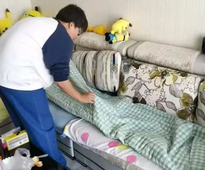 孝老爱亲传佳话，弘扬美德树新风——感恩教育