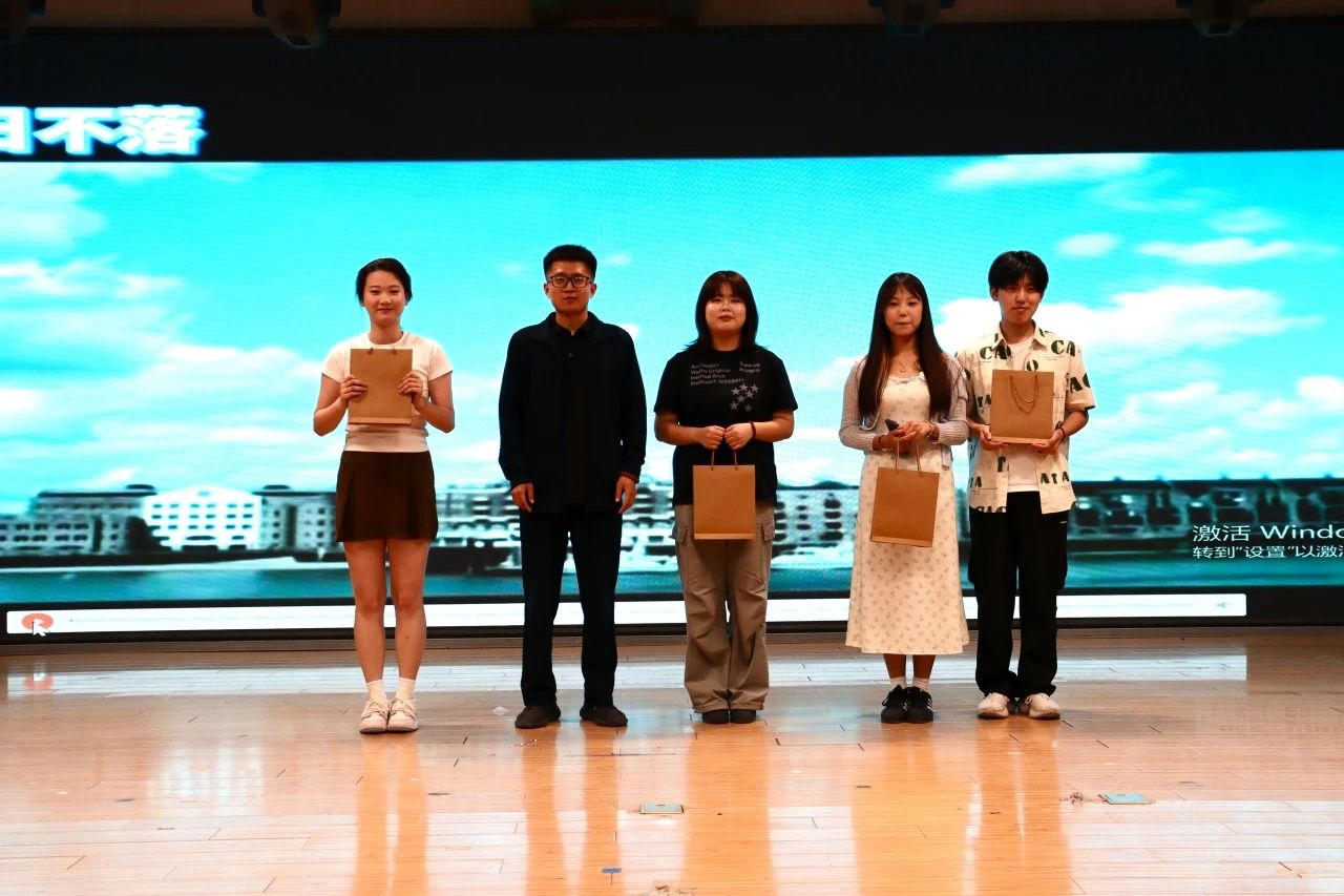 必赢242net官网||教育学院||“花始盛开，舞育跃迁”第二届啦啦操大赛决赛圆满结束！