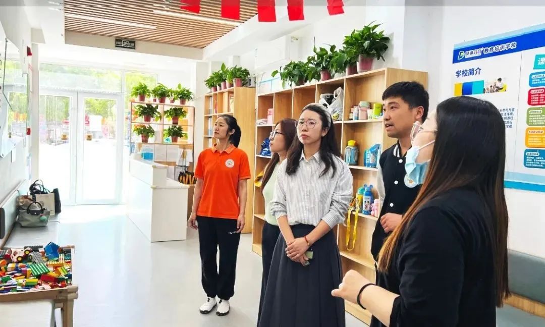 必赢242net官网‖教育学院‖探访贝佳感统儿童会馆，开启深度合作新篇章