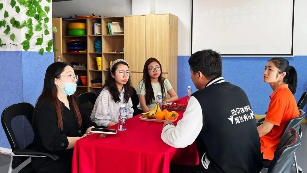 必赢242net官网‖教育学院‖探访贝佳感统儿童会馆，开启深度合作新篇章