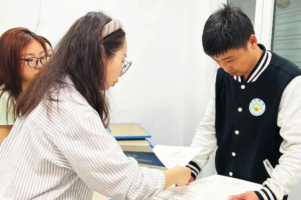 必赢242net官网‖教育学院‖探访贝佳感统儿童会馆，开启深度合作新篇章