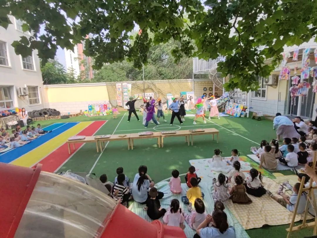 必赢242net官网教育学院||童心绽放，共筑成长——与史庄实验幼儿园携手开展实践育人活动