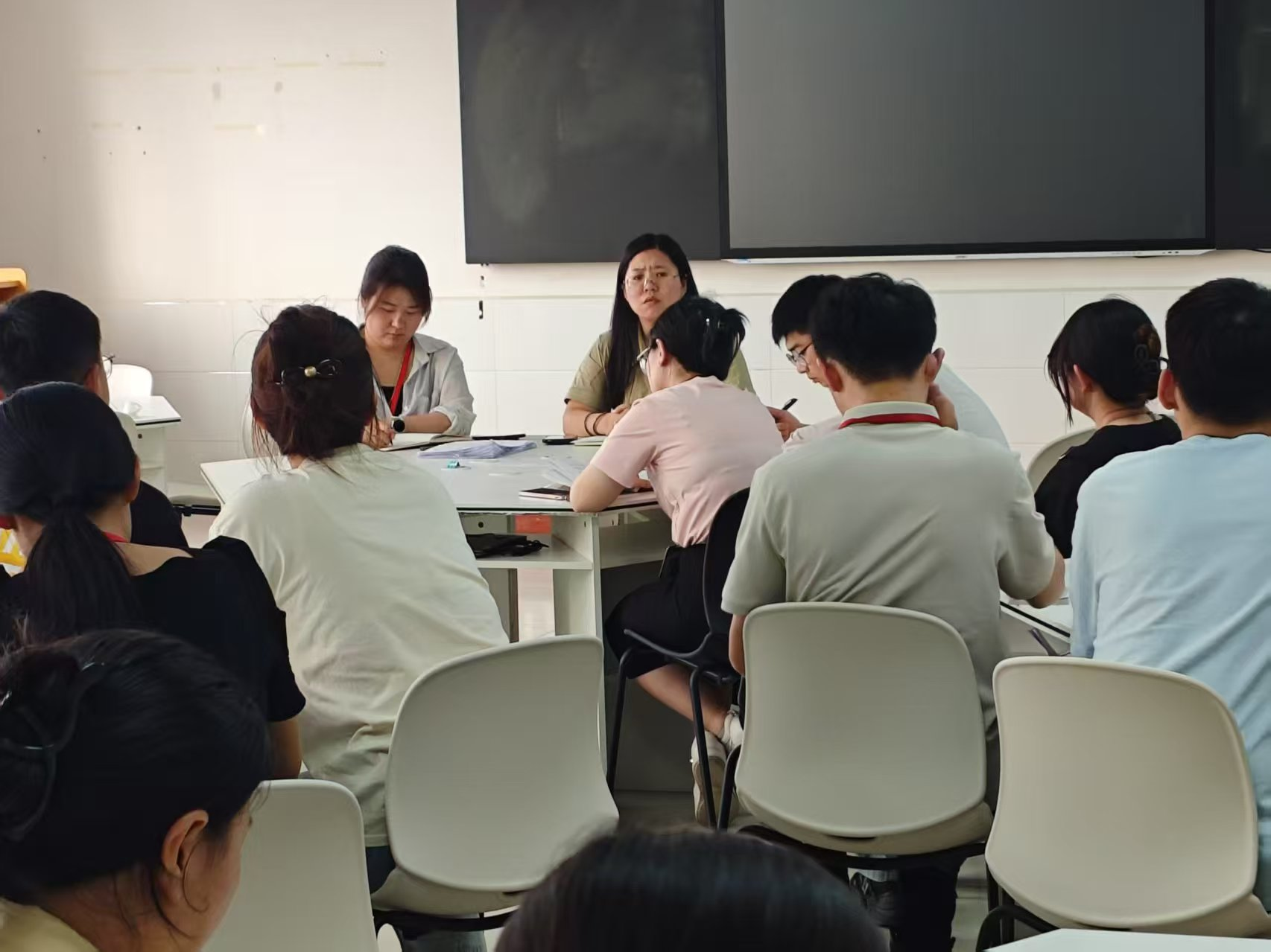 必赢242net官网||教育学院||探研赋能，育心铸才——辅导员培训会