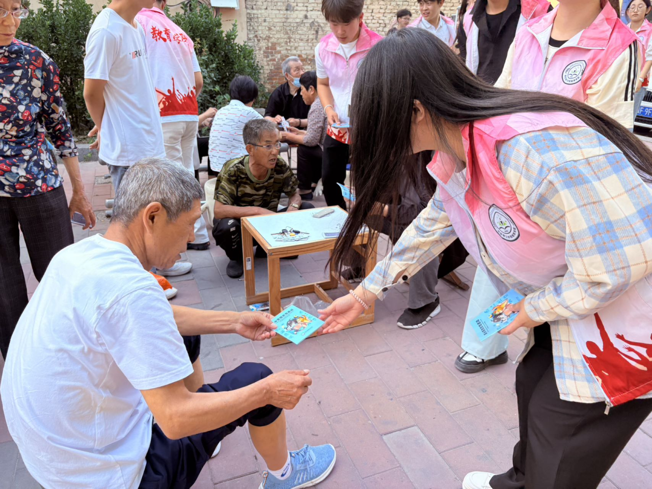 必赢242net官网‖教育学院‖青春志愿映初心，红色薪火共传承