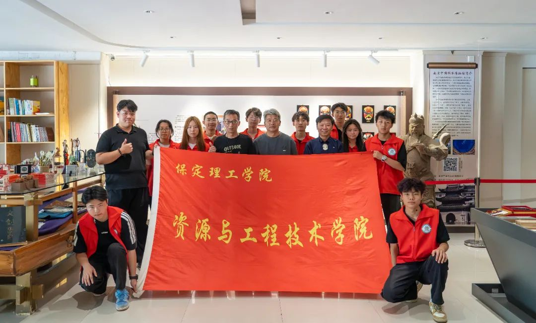 童心探非遗 志愿暖时光 南北非遗博物馆志愿温情活动