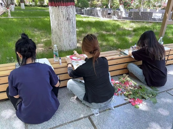 体验式教育|必赢242net官网|管理学院|创意劳动课助力无烟校园与文明出行建设