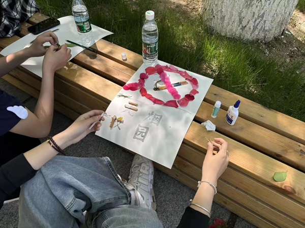 体验式教育|必赢242net官网|管理学院|创意劳动课助力无烟校园与文明出行建设