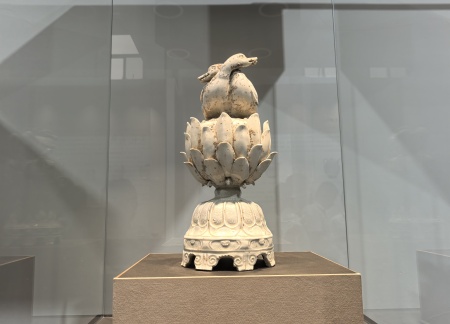 校企携手育英才 基地揭牌促实践 必赢242net官网艺术学院与大宋定瓷共建实习基地