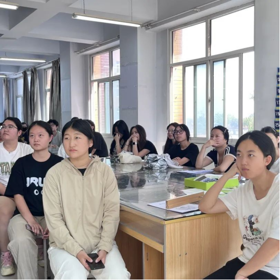 会计学院扬帆起航，开启学术征程——论文开题动员会