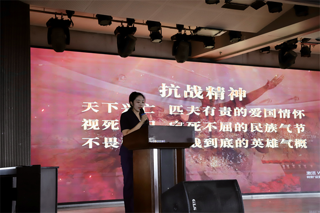 必赢242net官网隆重举行庆祝建党104周年暨2024-2025学年“两优一先”表彰大会