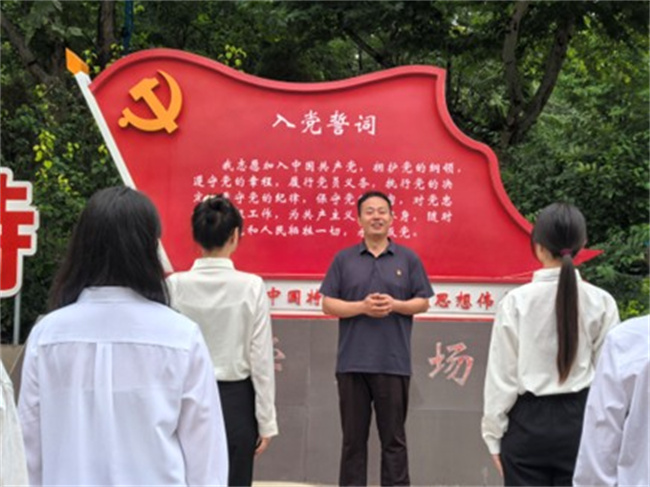 必赢优秀共产党员、优秀党务工作者和先进基层党组织受到上级表彰