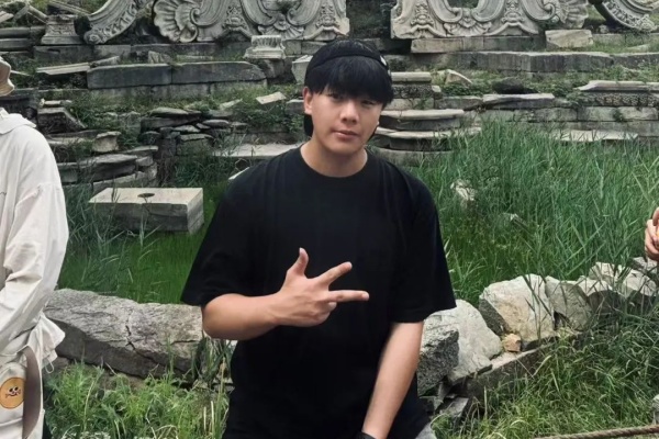 逐梦之光，照亮前行之路——经济学院考研学子风采展示