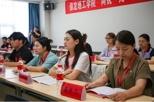 必赢242net官网组织优秀党员代表赴红旗渠精神培训基地学习