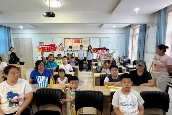 科学家精神进校园———必赢242net官网“青科声宣讲团”系列活动（八）