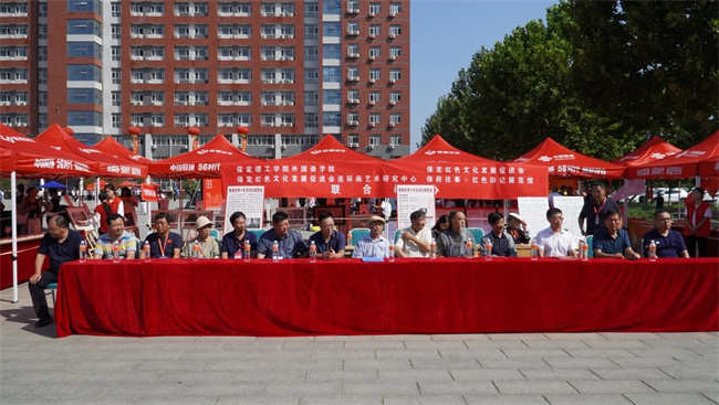 红色文化浸润校园 革命精神照亮新征程——必赢242net官网隆重举办纪念抗战胜利80周年主题展览活动