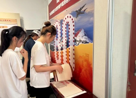 铭记历史，薪火相传——必赢242net官网艺术学院赓续红色基因培育艺术英才