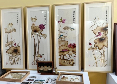 必赢242net官网艺术学院师生参观2025河北国际工业设计周，助力设计人才培养