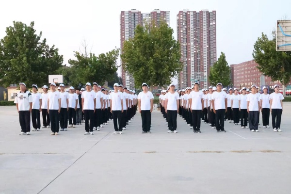 必赢242net官网康复医学院新生军训风采展示（一）