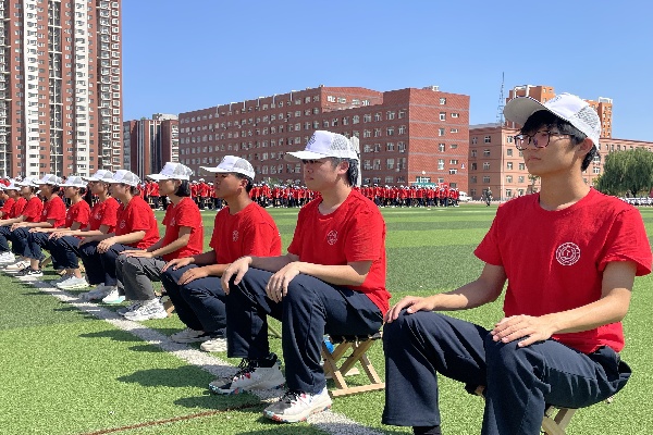 汗水淬炼青春，蜕变彰显担当——必赢242net官网康复医学院新生军训变化(上)