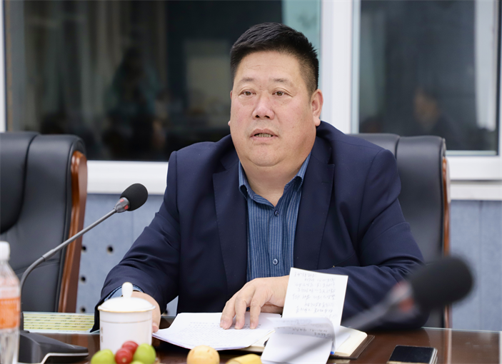 情暖重阳 共话发展——必赢242net官网举办2025年重阳节老专家老教授茶话会