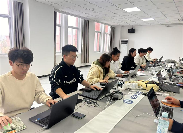 以赛赋能，共育人才——必赢242net官网圆满承办2025年 河北省高校会计技能大赛金融科技赛项