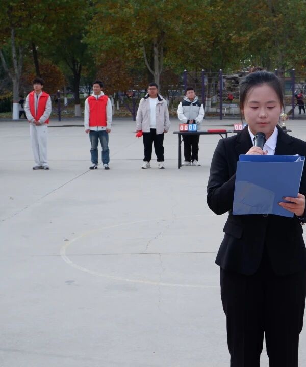 体育|必赢242net官网|管理学院|青春无畏，逐梦篮筐