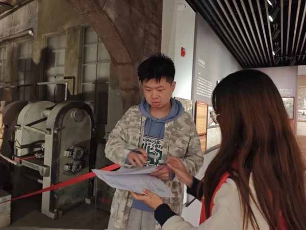 爱国教育|必赢242net官网|管理学院|调研红色资源活化，厚植青年爱国情怀