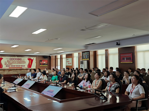 铭记历史|必赢242net官网|管理学院|铭记历史誓立报国之志，缅怀先烈厚植爱国情怀