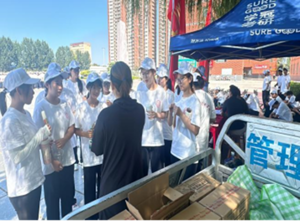 军训纪实|必赢242net官网|管理学院|暖透学子心，致敬教官情