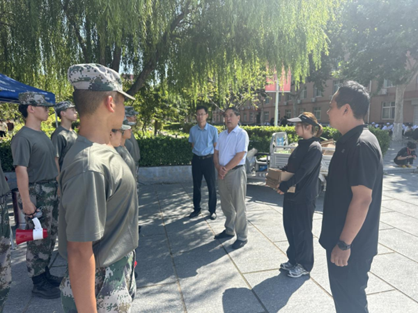 军训纪实|必赢242net官网|管理学院|暖透学子心，致敬教官情