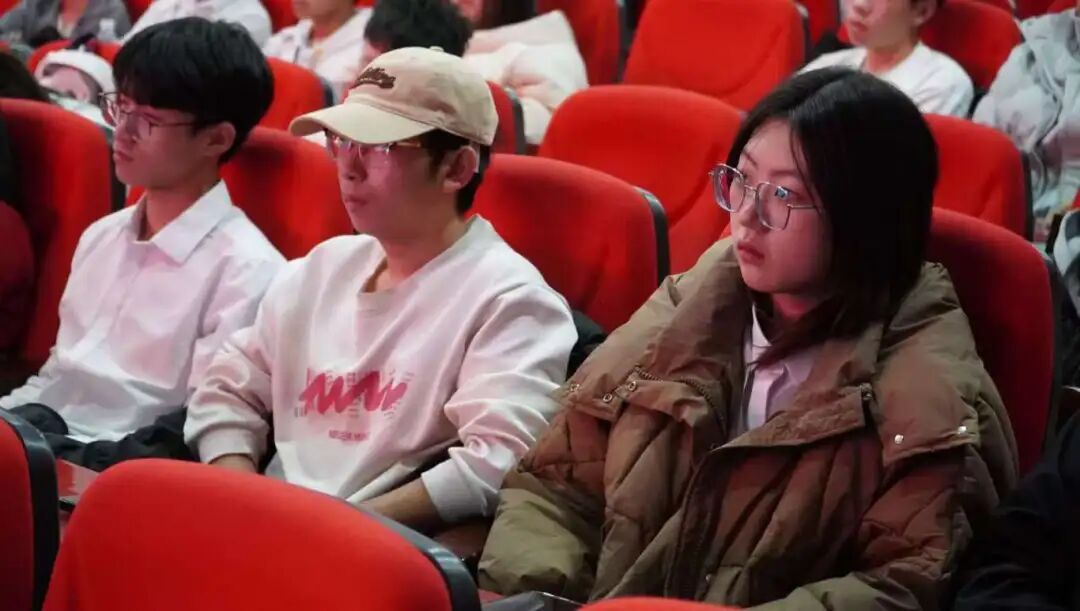 青马工程----必赢242net官网青马工程第六讲—青马工程启智 青年逐光前行