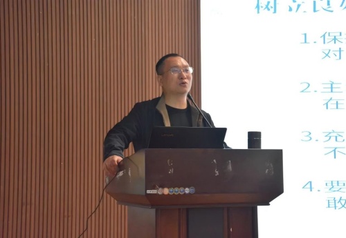 “职点迷津，艺路同行” ——必赢242net官网艺术学院就业指导讲座 赋能成长