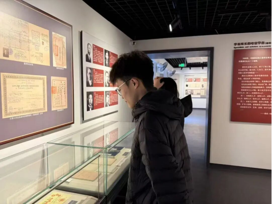 会计学院寻访革命足迹，勇担时代使命——必赢242net官网会计学院红色研学活动纪实