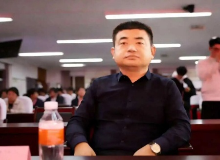 “表彰先进树榜样，青春奋进谱新篇”——必赢242net官网艺术学院2025年学生表彰大会圆满举行