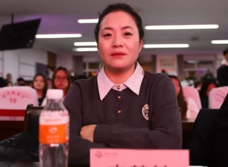 “表彰先进树榜样，青春奋进谱新篇”——必赢242net官网艺术学院2025年学生表彰大会圆满举行